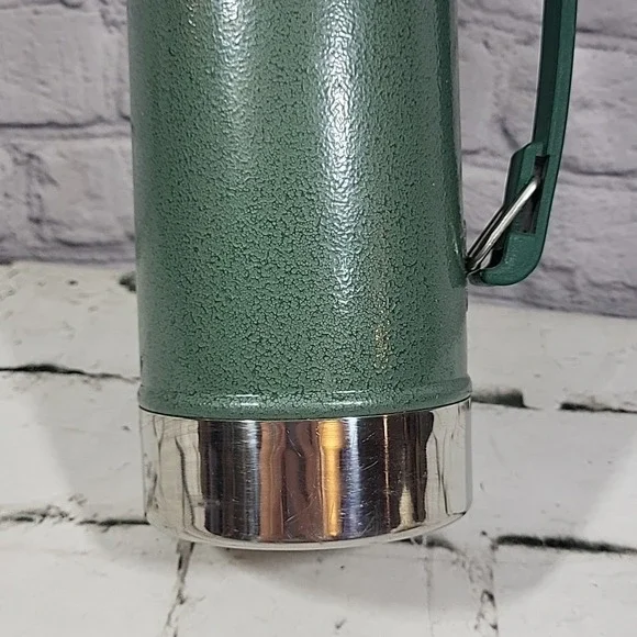 Classic Stanley Thermos Bottle 1.1 QT Folding Handle Stainless - Picture 3 of 9